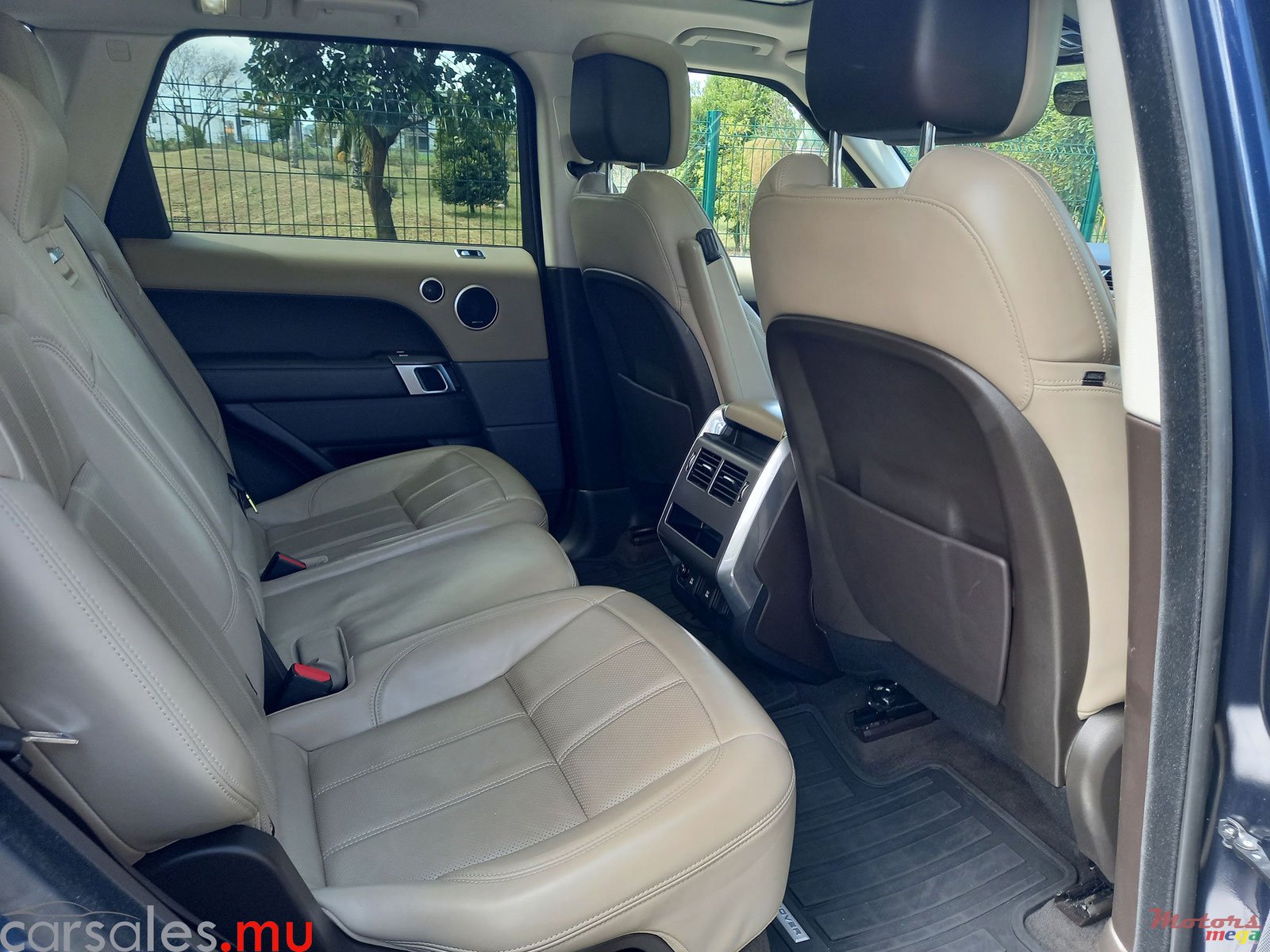 2020' Land Rover Range Rover Sport P400e HSE Hybrid 2.0 photo #6