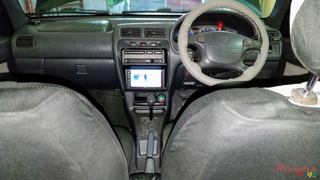 1997' Toyota Starlet Carat photo #7