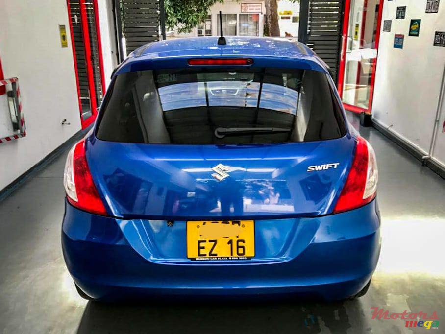 2016' Suzuki Swift photo #7