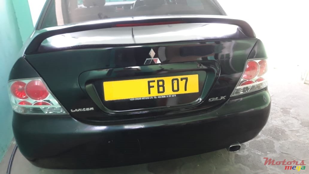 2007' Mitsubishi Lancer GLX photo #2