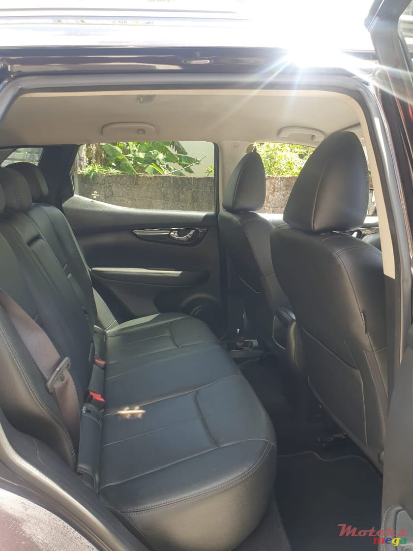 2017' Nissan Qashqai 1.6 Turbo AUTO photo #5