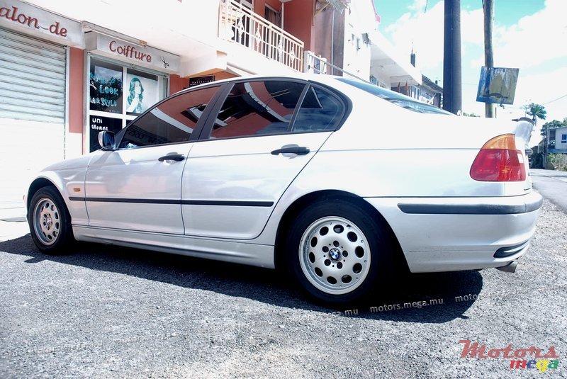 2000' BMW 3 Series Sedan photo #5