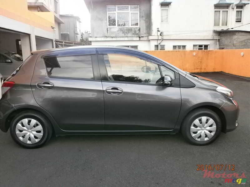 2013' Toyota Vitz photo #3