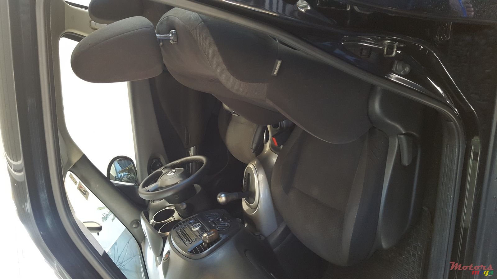 2011' Nissan Juke photo #4