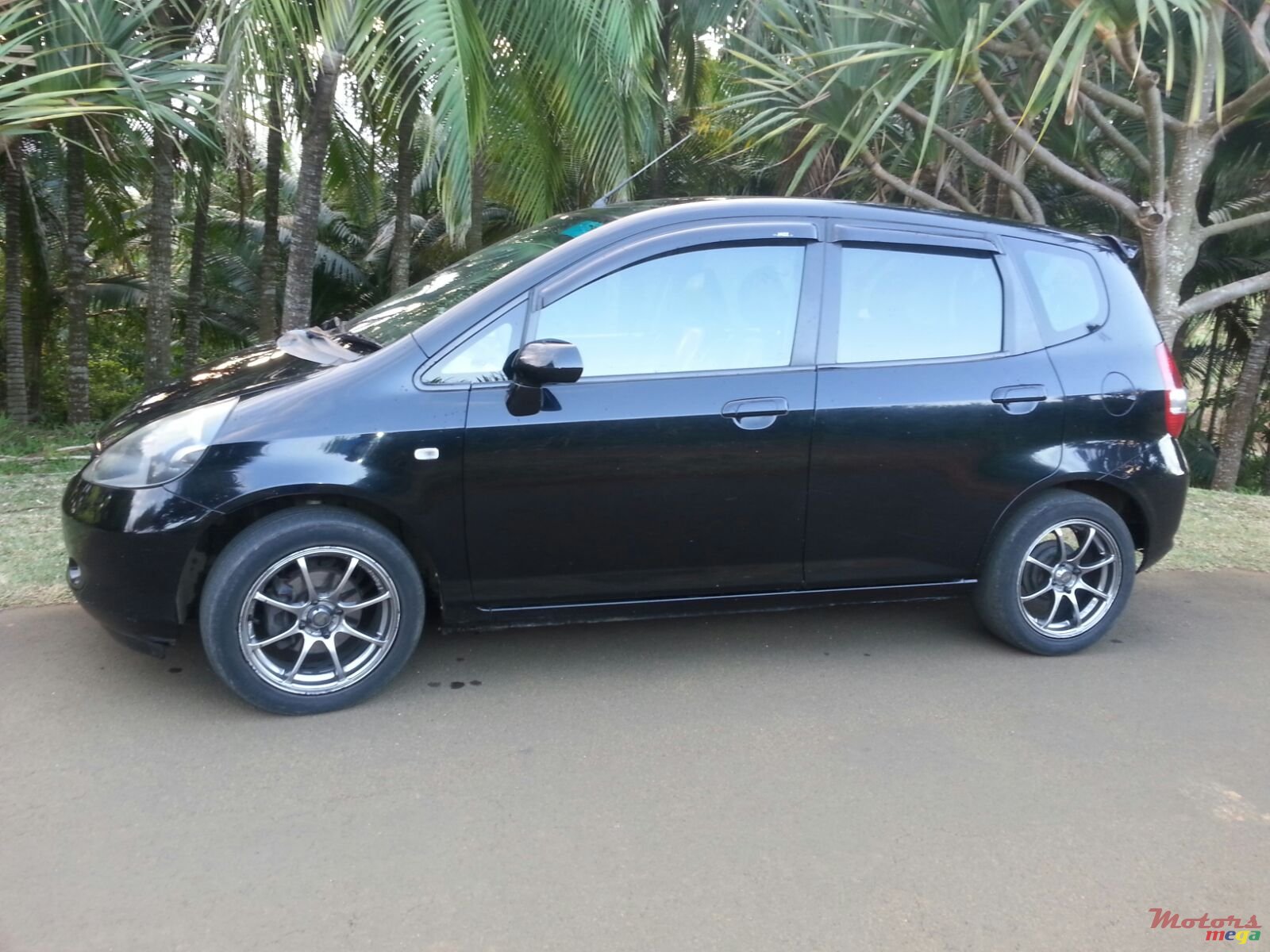 2004' Honda Jazz ladydriving full opt photo #2