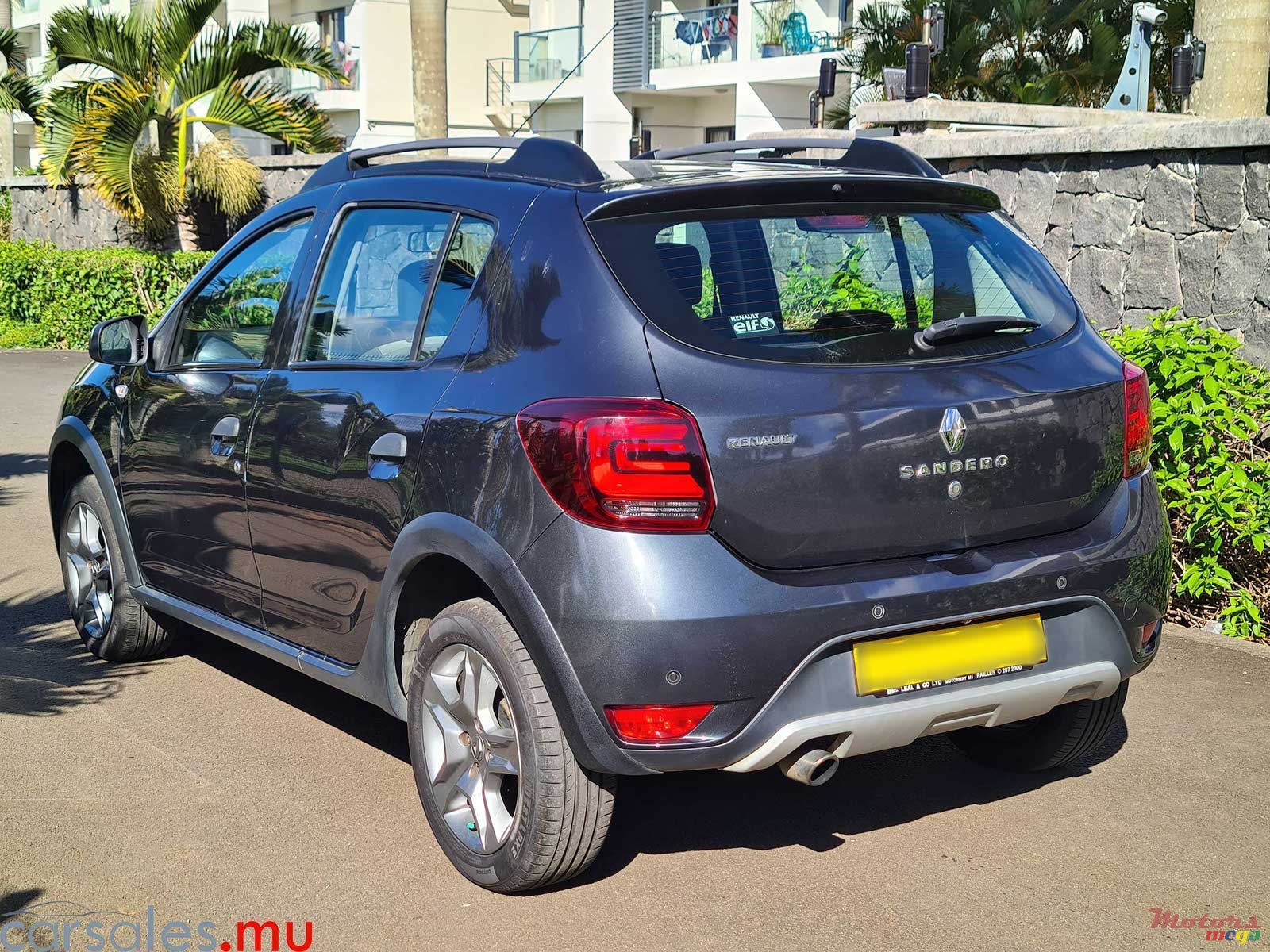 2019' Renault Sandero StepWay 1.6 photo #3