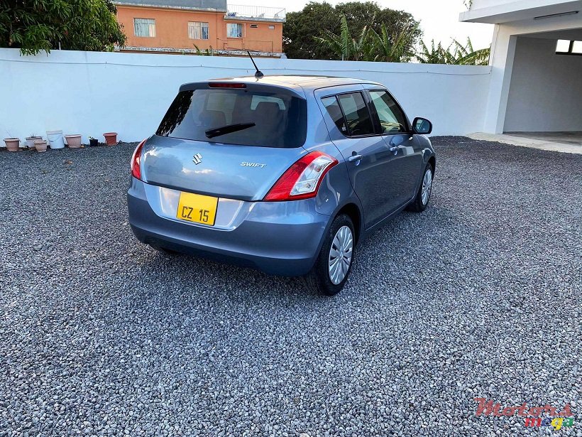 2015' Suzuki Swift Auto 1.3L JAPAN photo #2