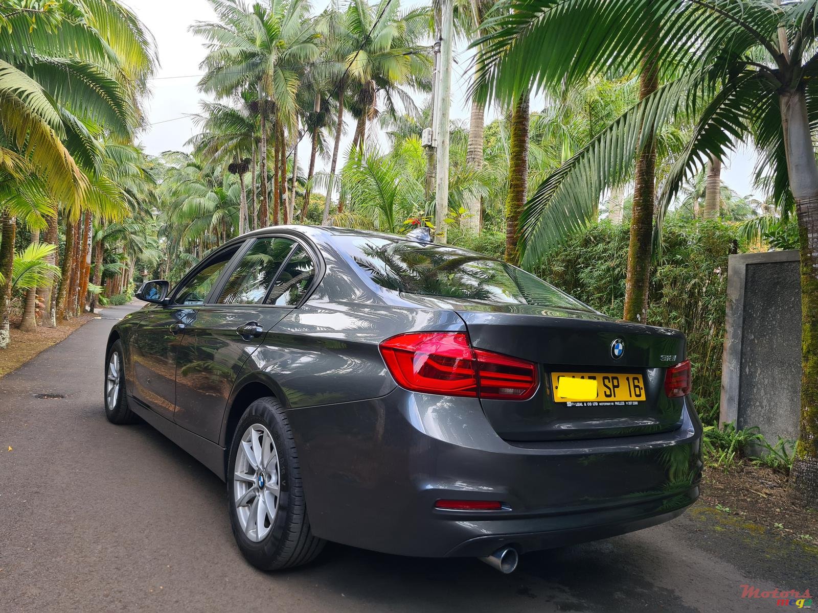 2016' BMW 318 Automatic photo #6