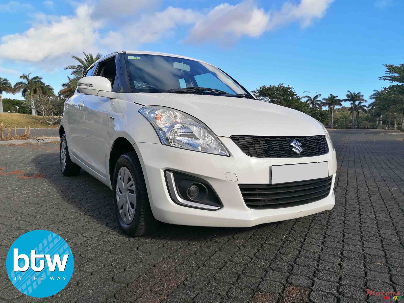 2018' Suzuki Swift photo #1