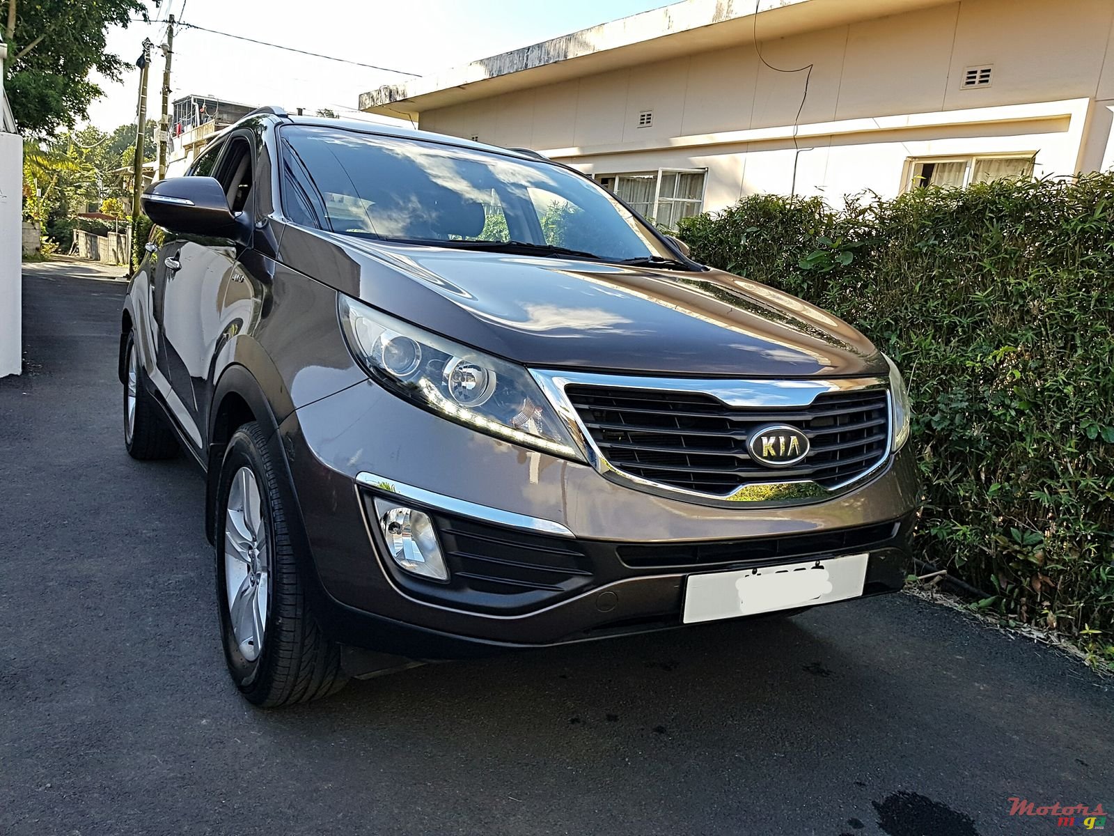 2011' Kia Sportage 4*4 automatic photo #1