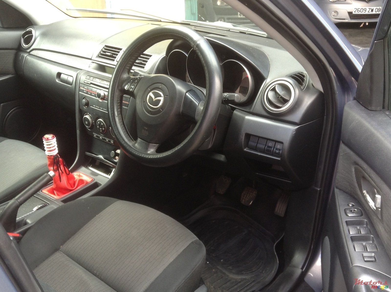 2006' Mazda Axela photo #3