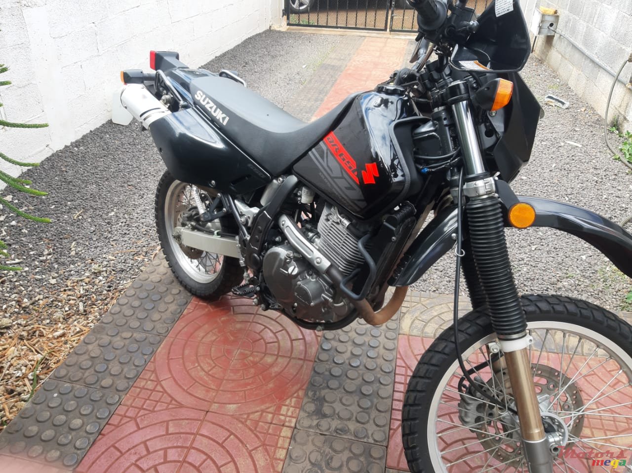 2020' Suzuki DR650 SE photo #1