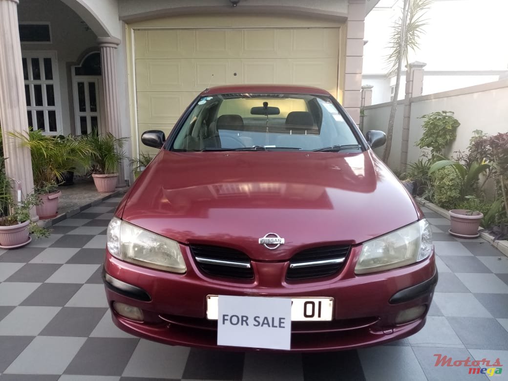 2001' Nissan Sunny photo #2