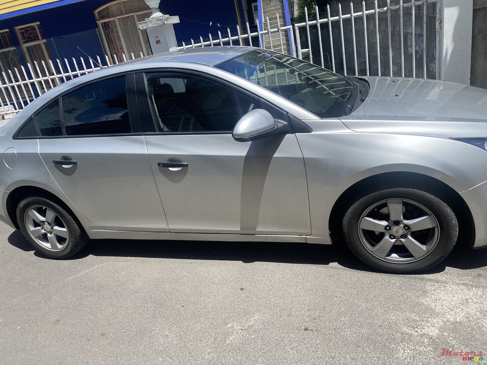 2013' Chevrolet Cruze photo #4