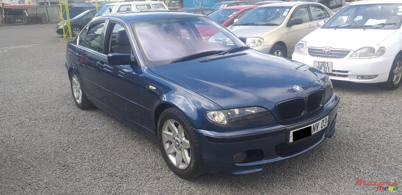 2003' BMW 318 318i photo #1