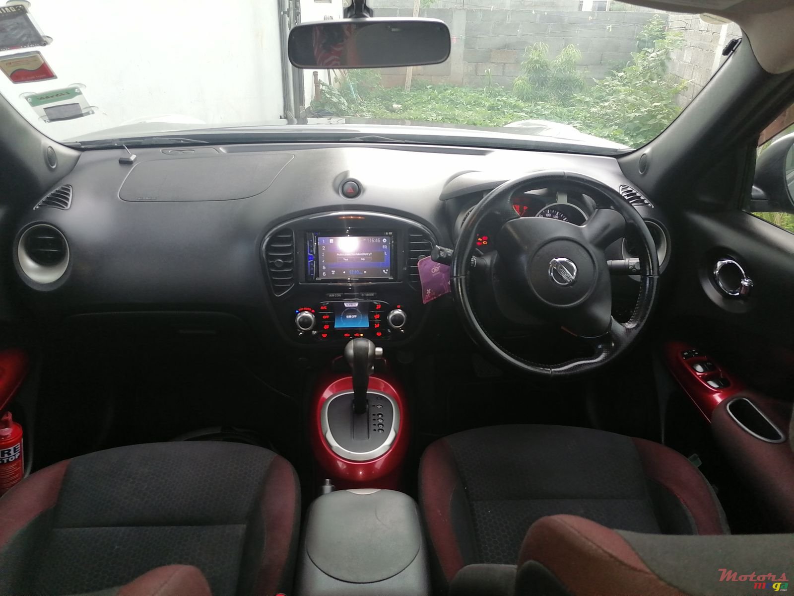 2011' Nissan Juke photo #3