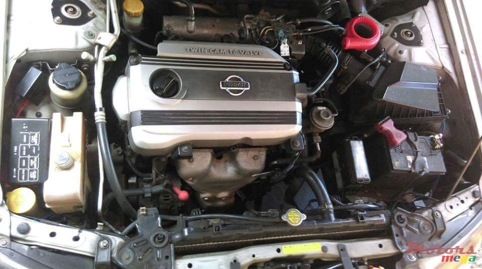 2001' Nissan Sunny photo #3