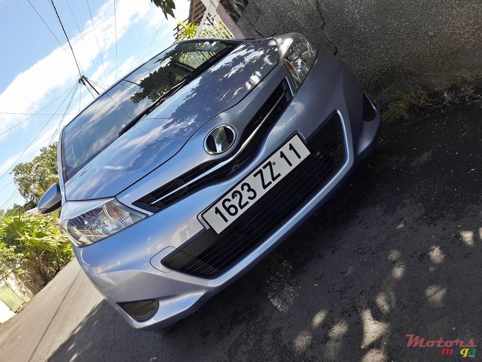 2011' Toyota Vitz photo #1