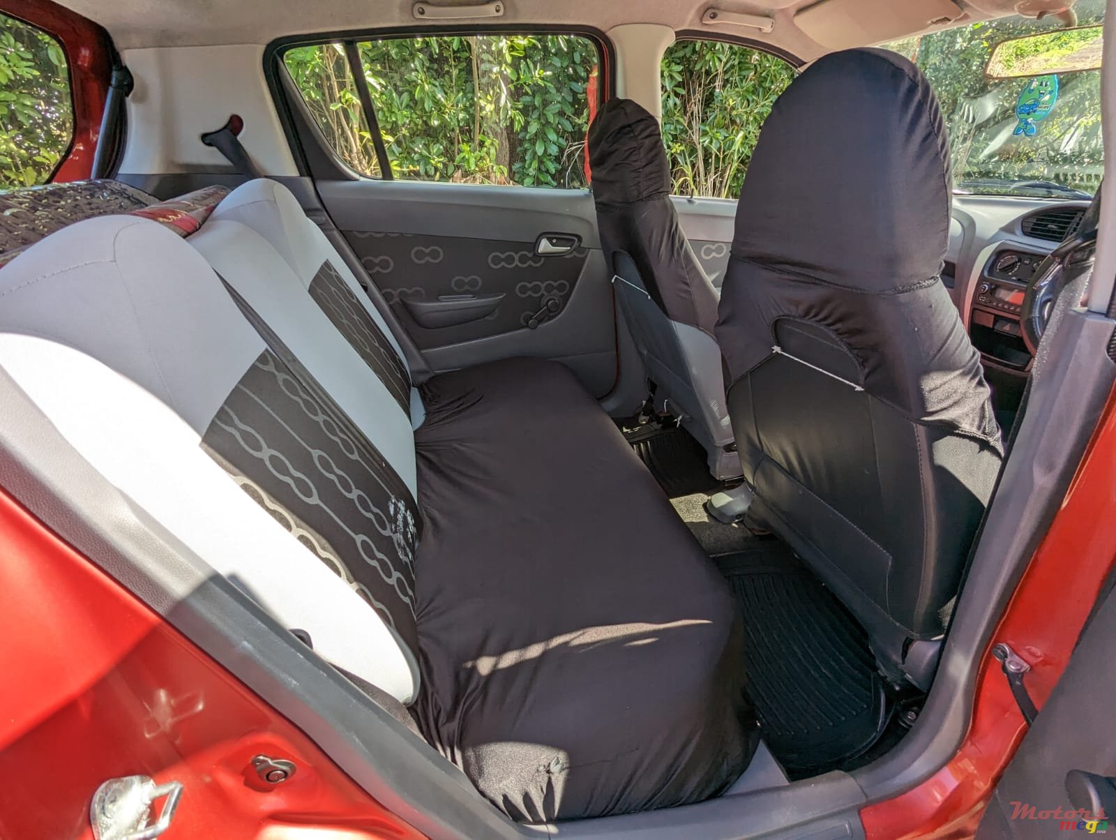 2014' Suzuki Alto photo #5