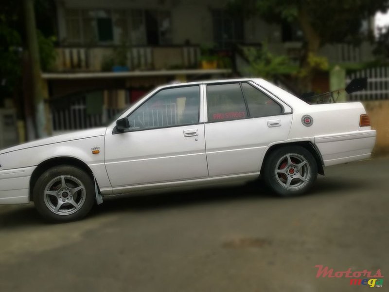 1998' Proton Saga photo #2