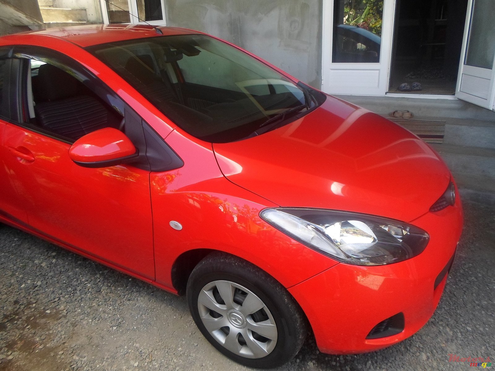 2010' Mazda Demio photo #1