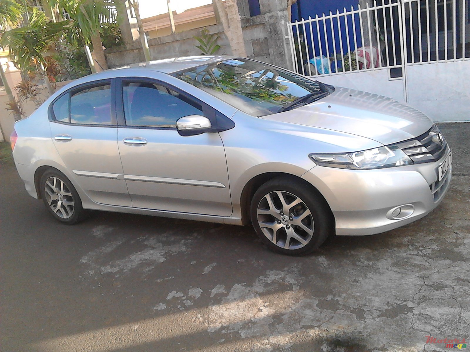 2011' Honda City photo #2