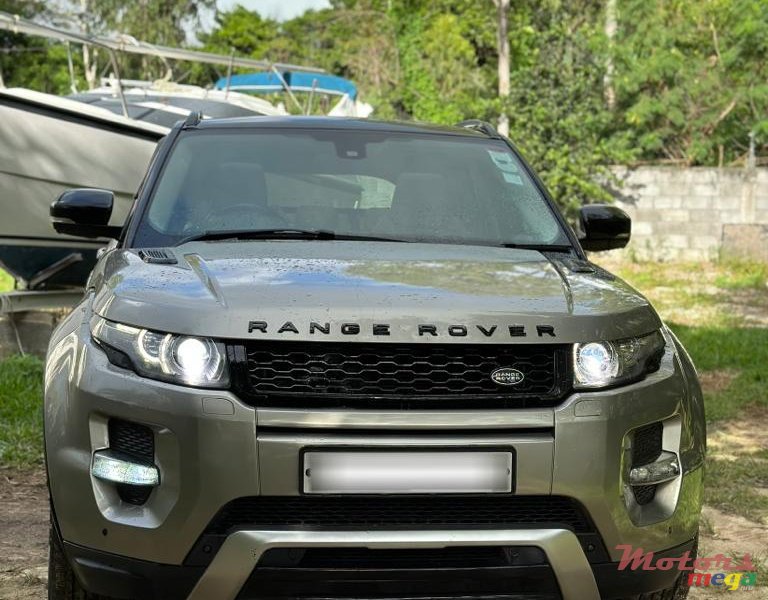 2012' Land Rover Range Rover Evoque photo #2