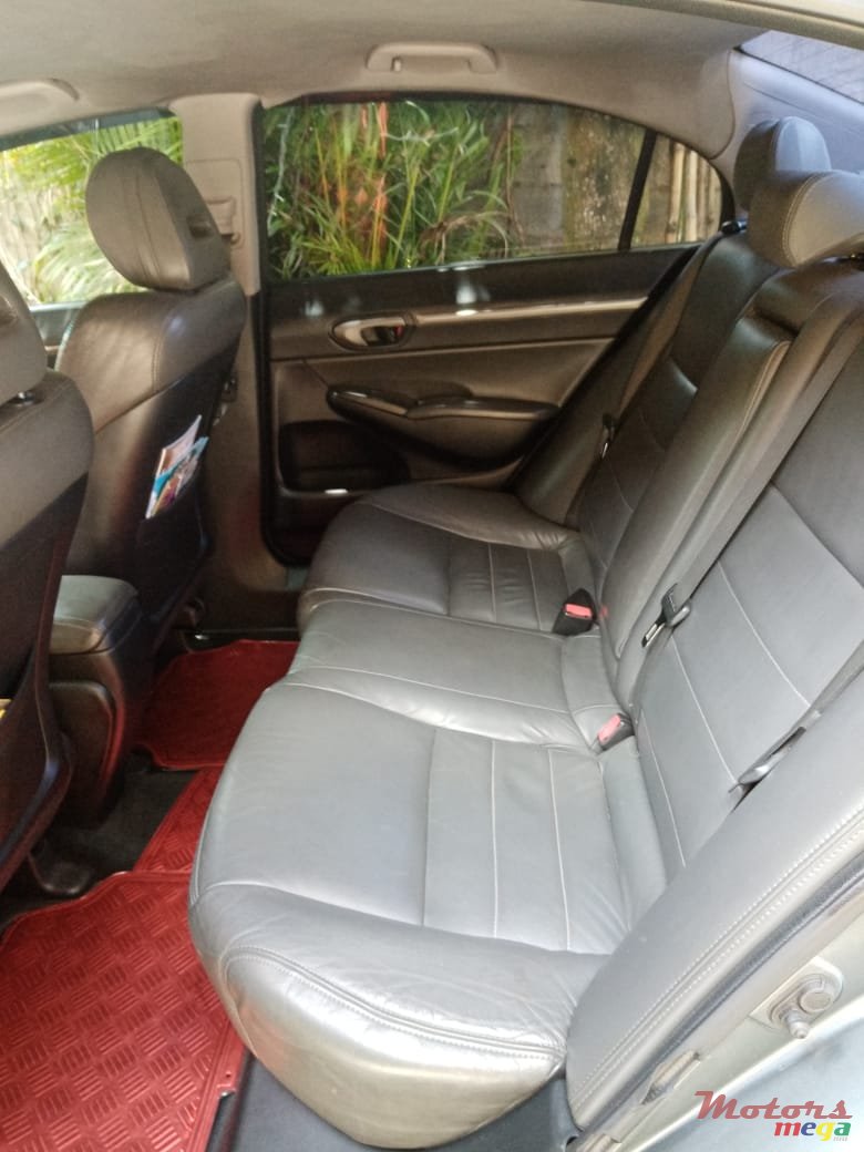 2010' Honda Civic photo #5