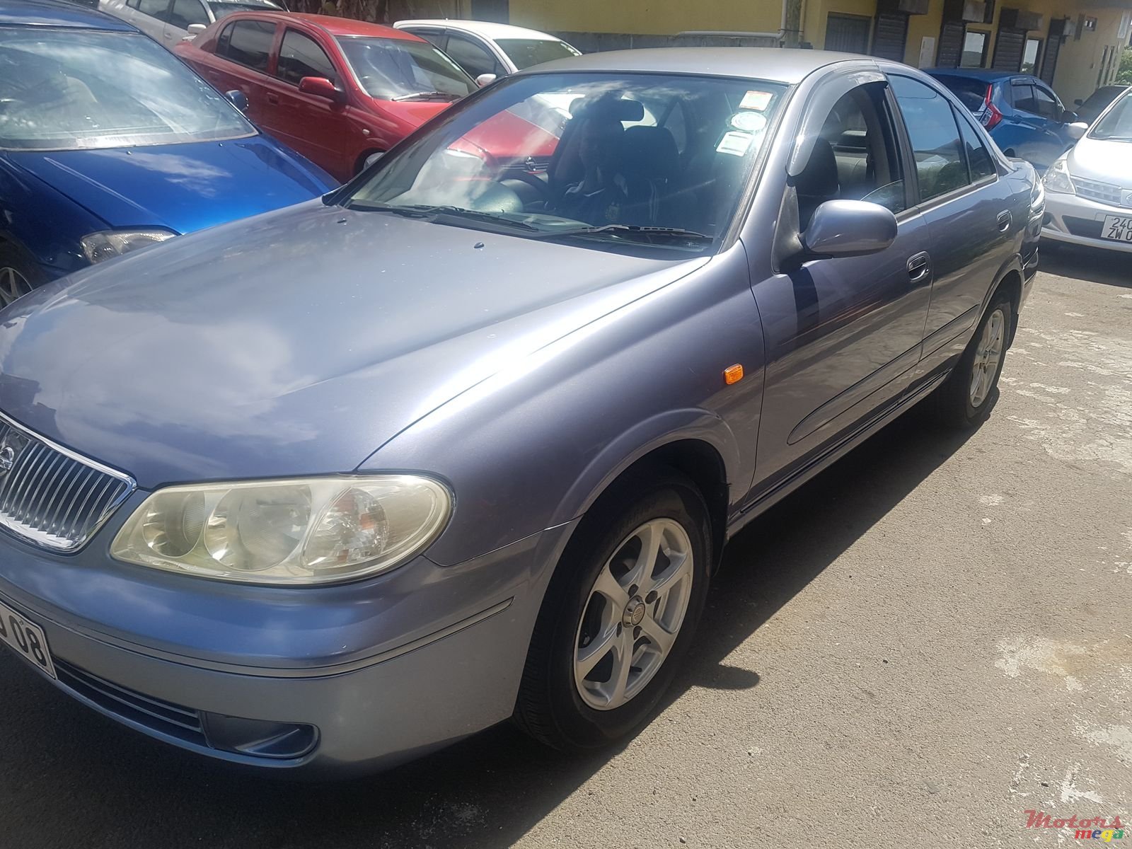 2008' Nissan Sunny photo #2