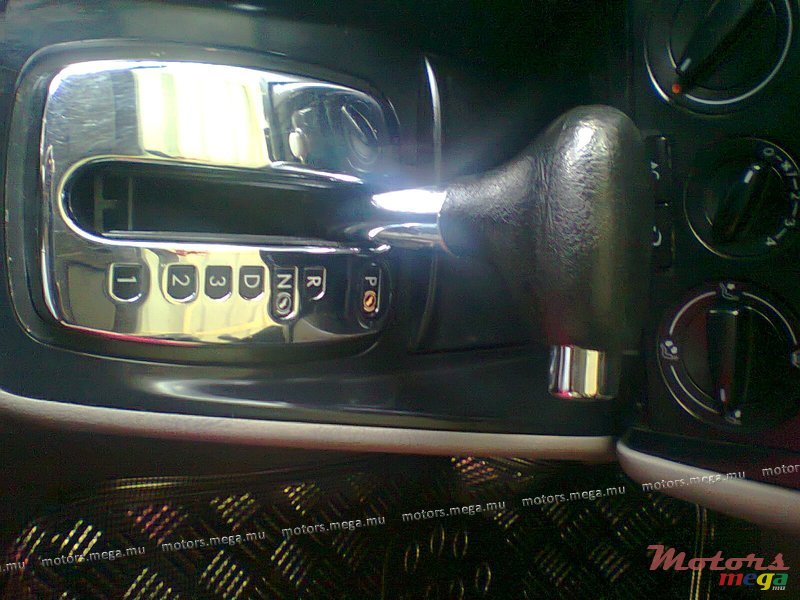 2000' Volkswagen photo #5