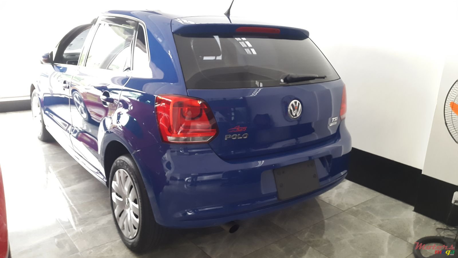 2013' Volkswagen photo #2