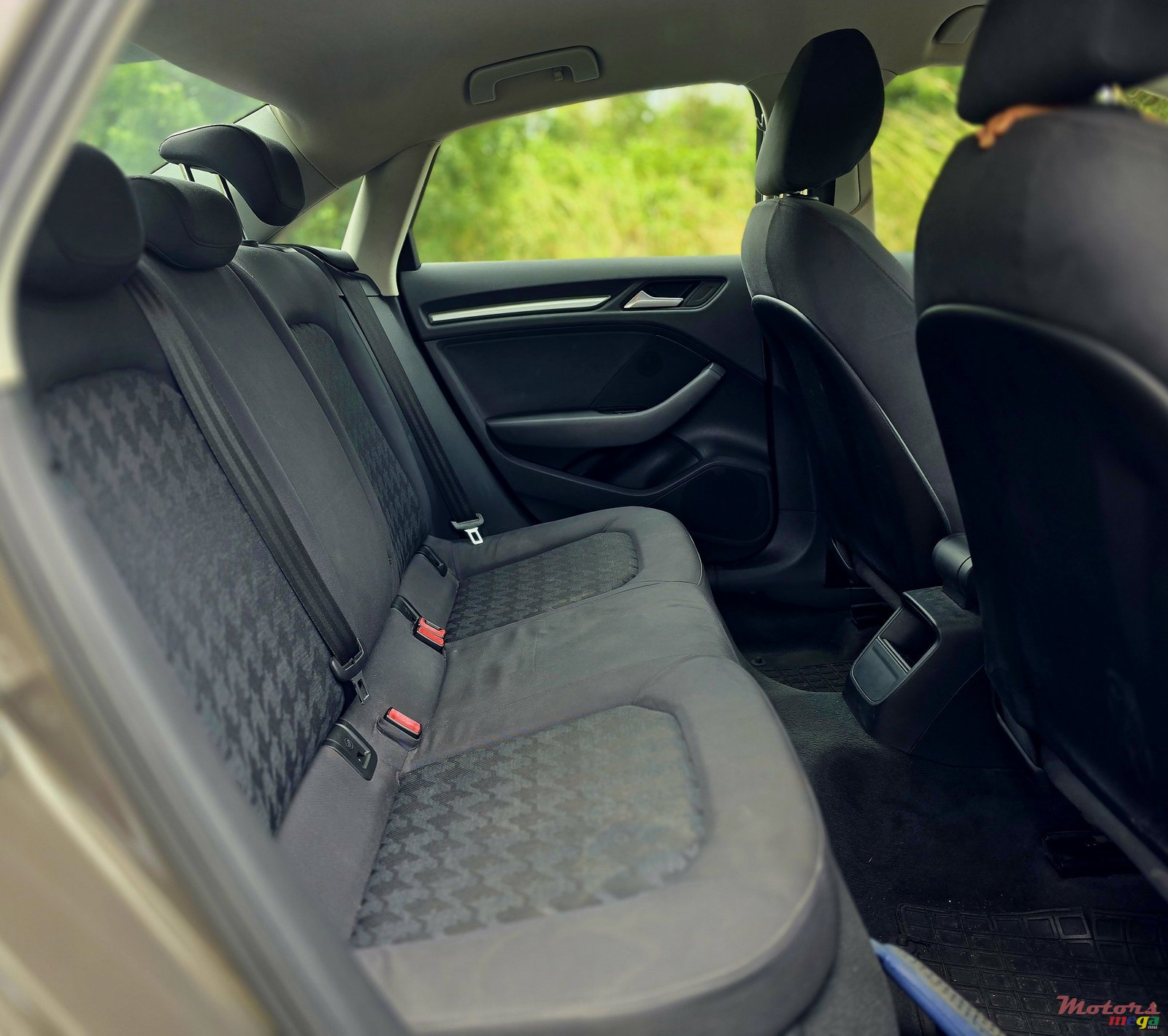 2015' Audi A3 1.2 Turbo photo #7