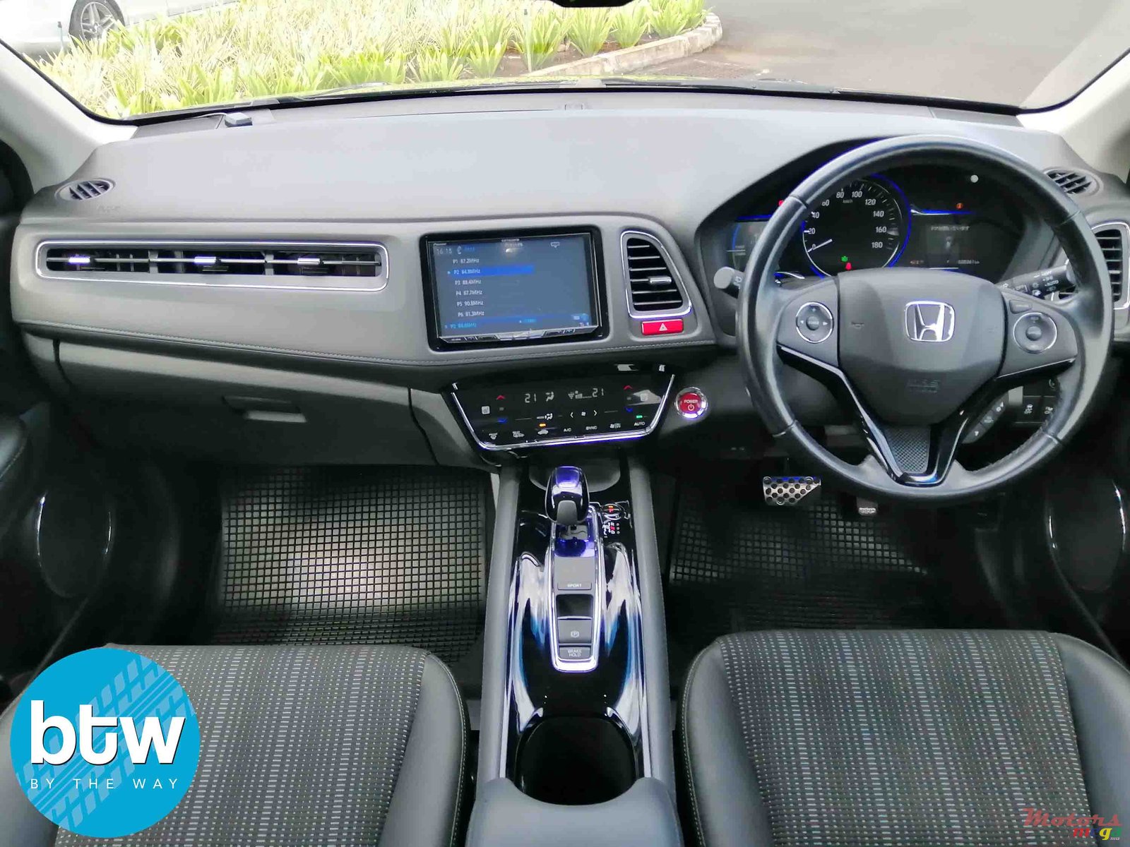 2015' Honda photo #6