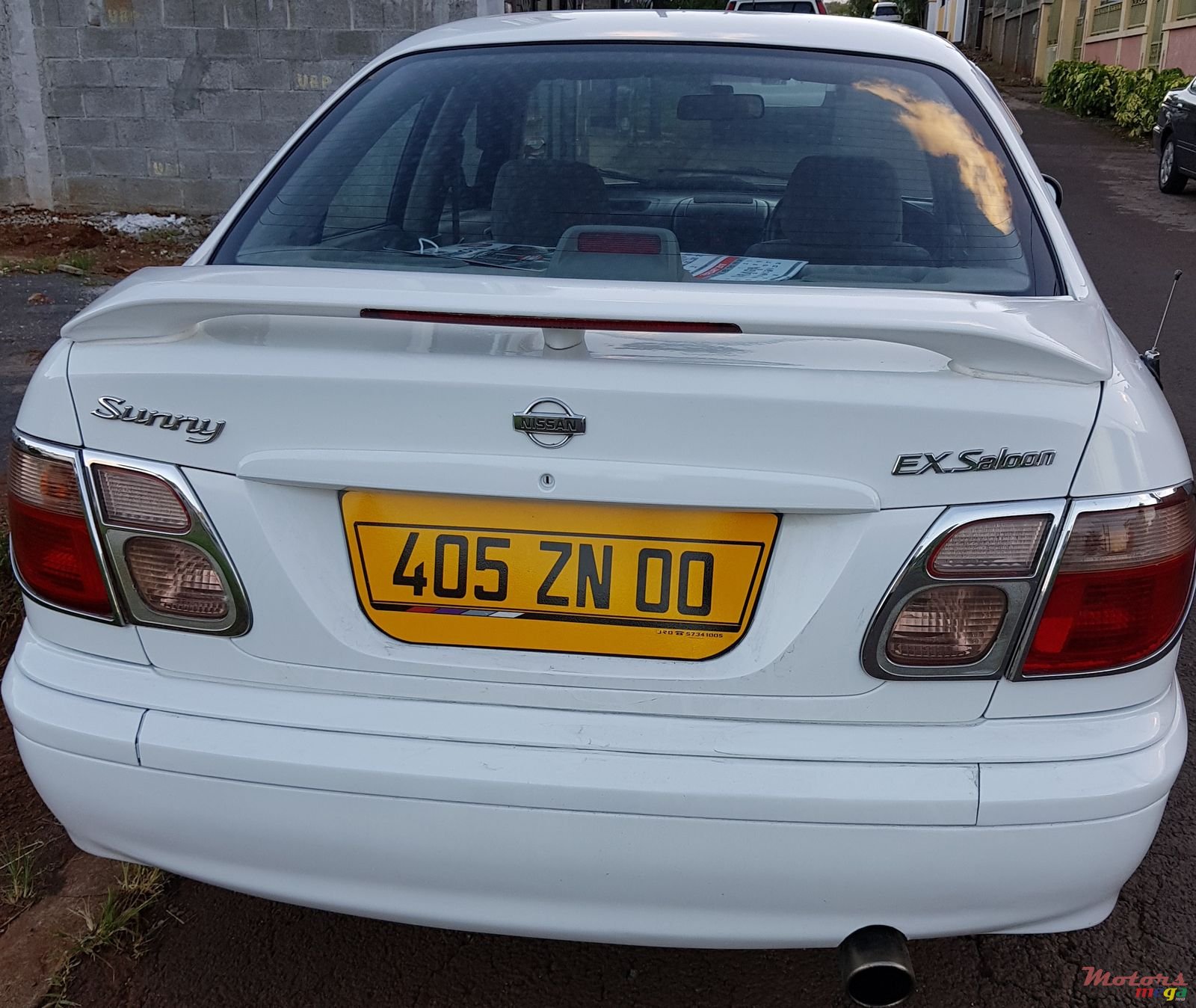 2000' Nissan N16 Full Option photo #4