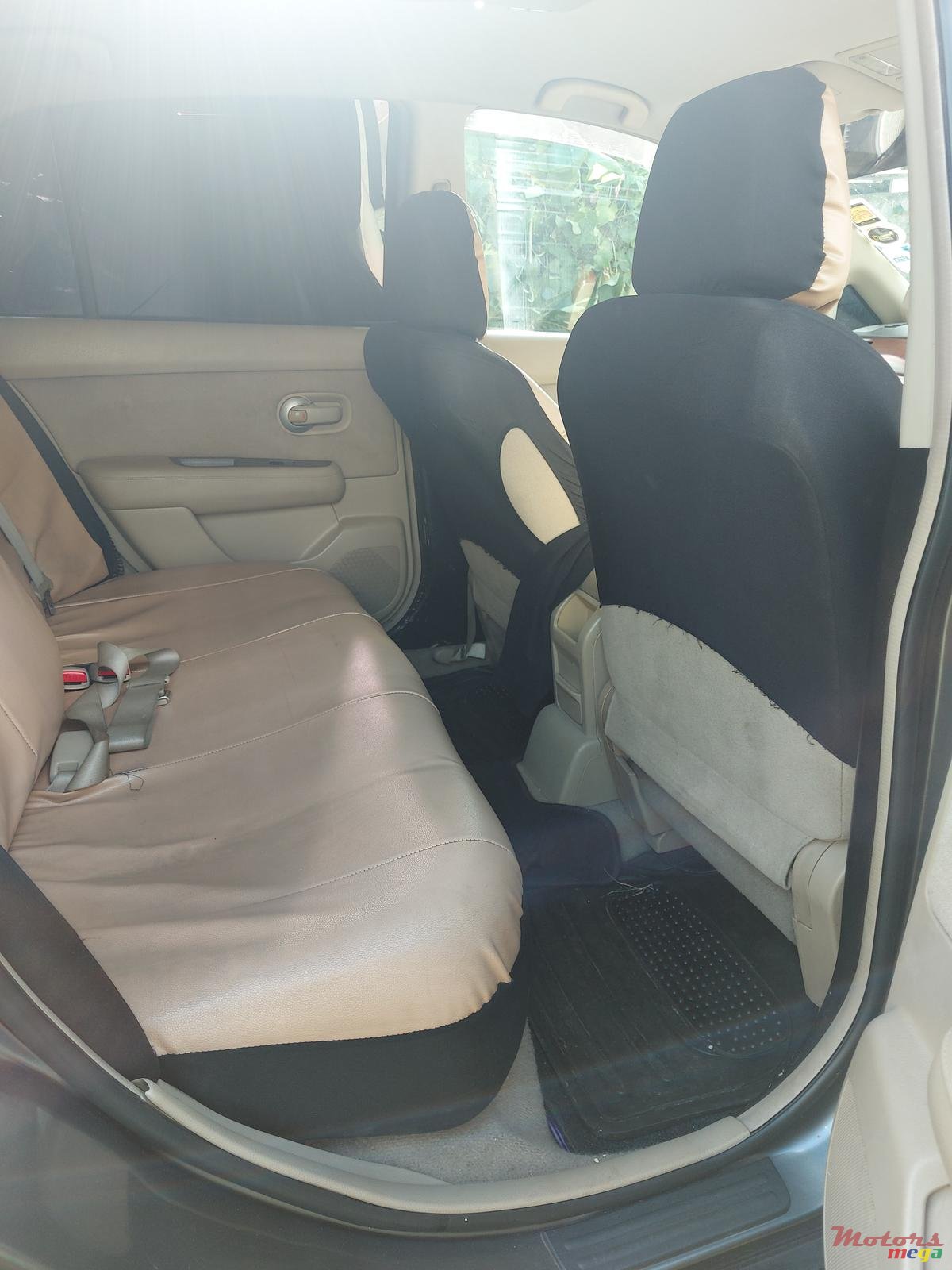 2006' Nissan Tiida photo #4