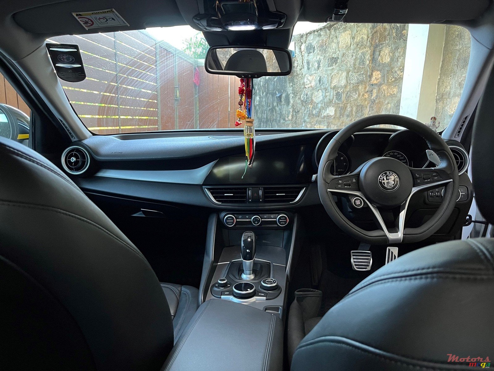 2020' Alfa Romeo Giulia photo #5