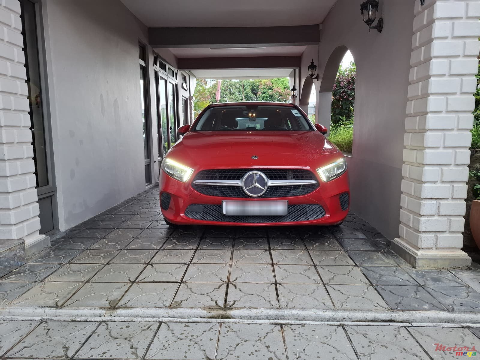 2019' Mercedes-Benz A 180 photo #6