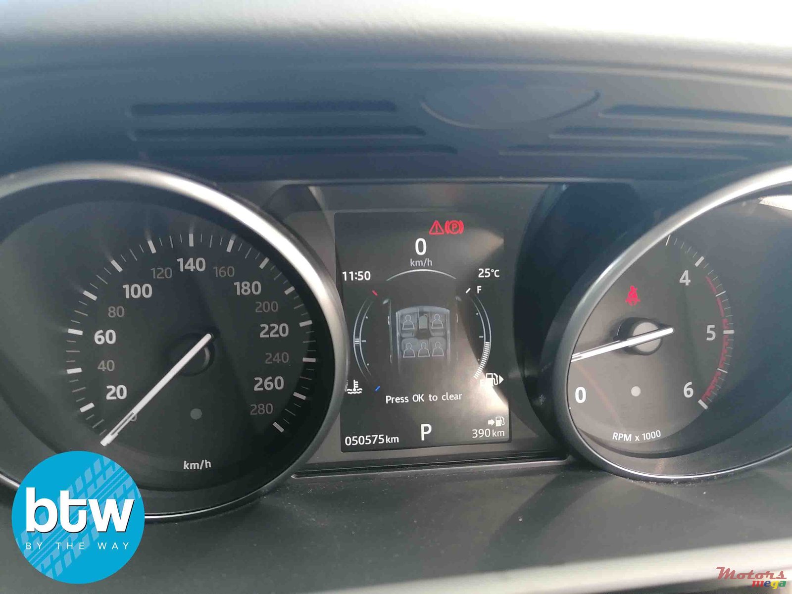 2016' Land Rover Range Rover Sport HSE SDV6 photo #7