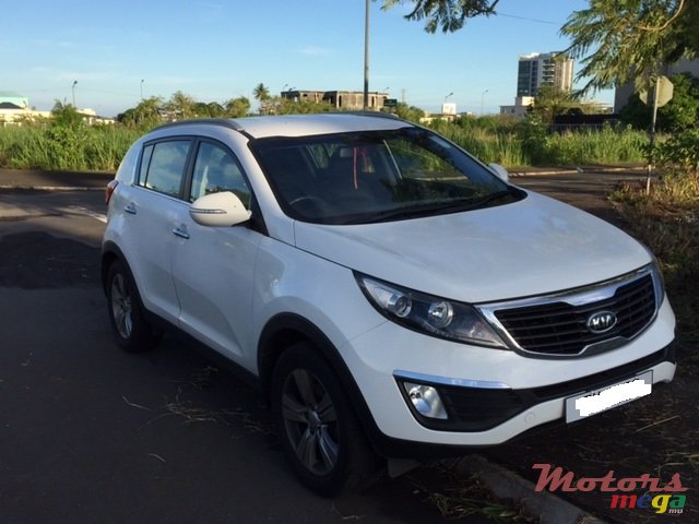 2012' Kia Sportage photo #2