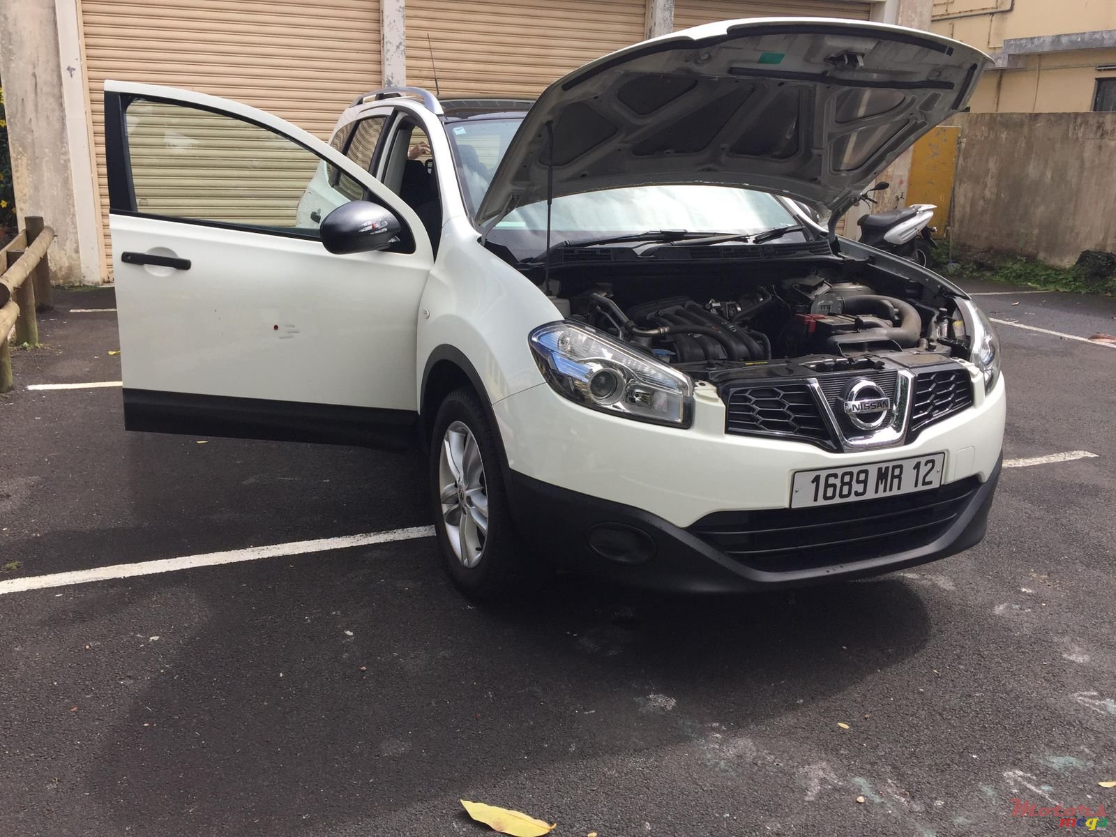 2012' Nissan Qashqai+2 photo #2