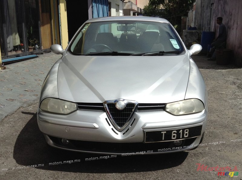 2002' Alfa Romeo 156 photo #1