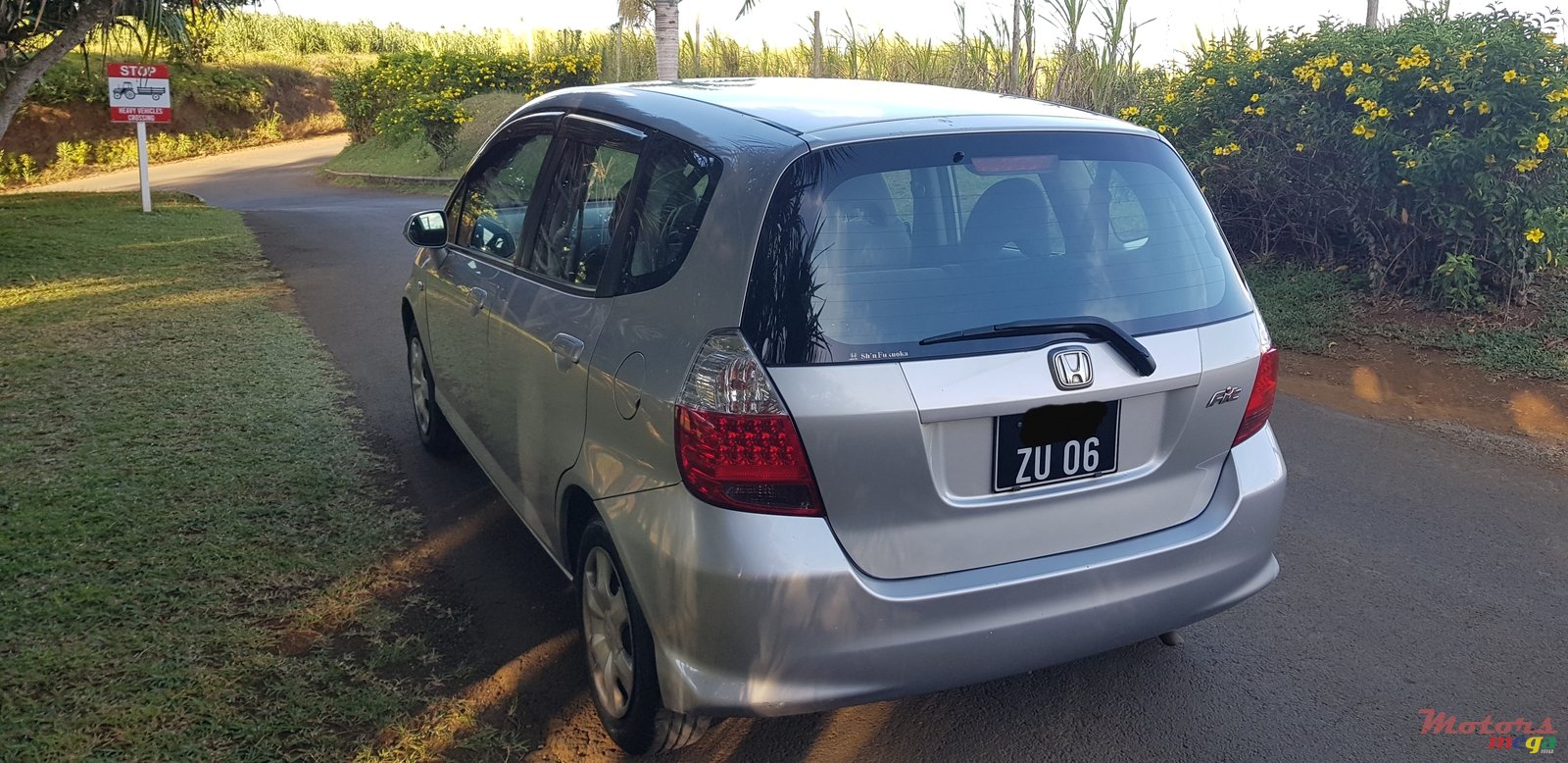 2006' Honda Fit photo #3