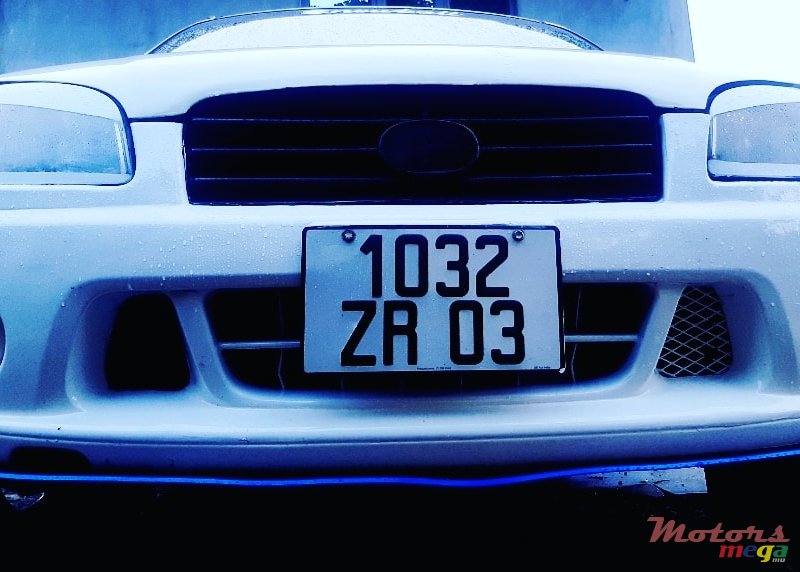 2003' Suzuki Swift photo #3