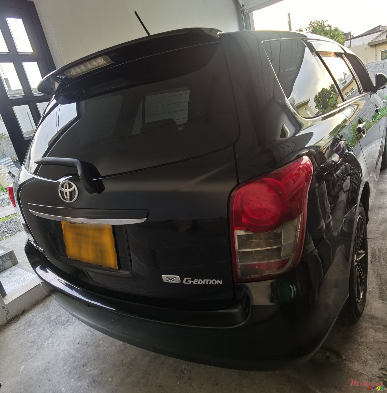 2008' Toyota Fielder photo #3