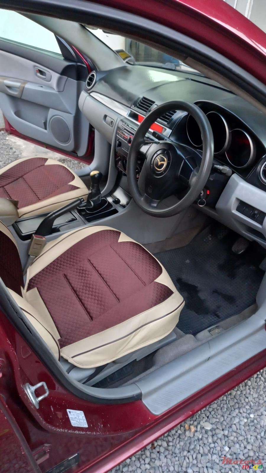 2006' Mazda 3 photo #5