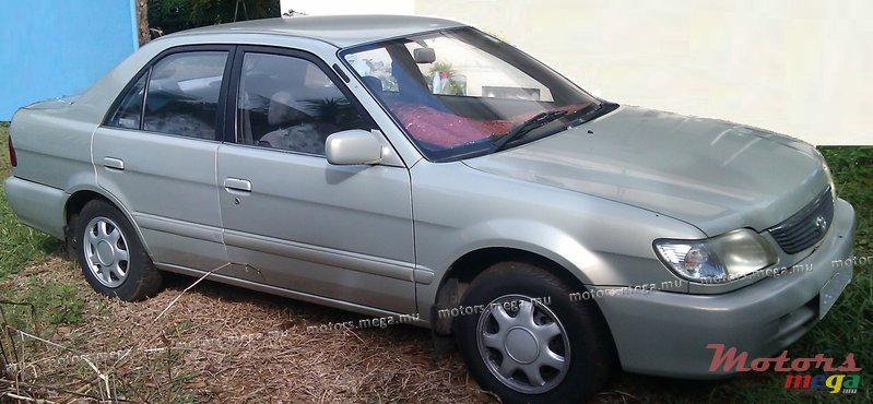2001' Toyota Soluna photo #1