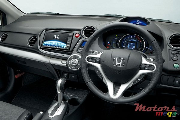 2011' Honda Insight photo #3