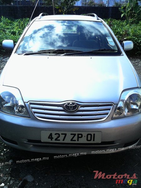 2001' Toyota FIELDER photo #1