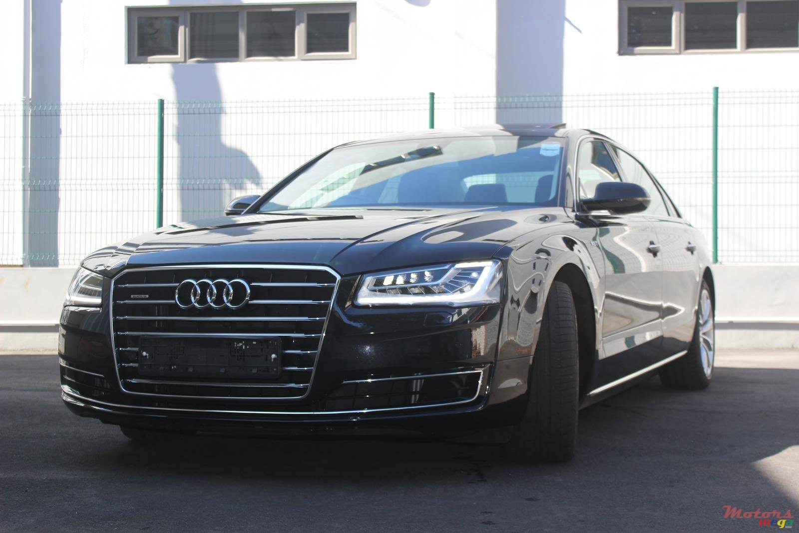 2015' Audi A8 photo #1