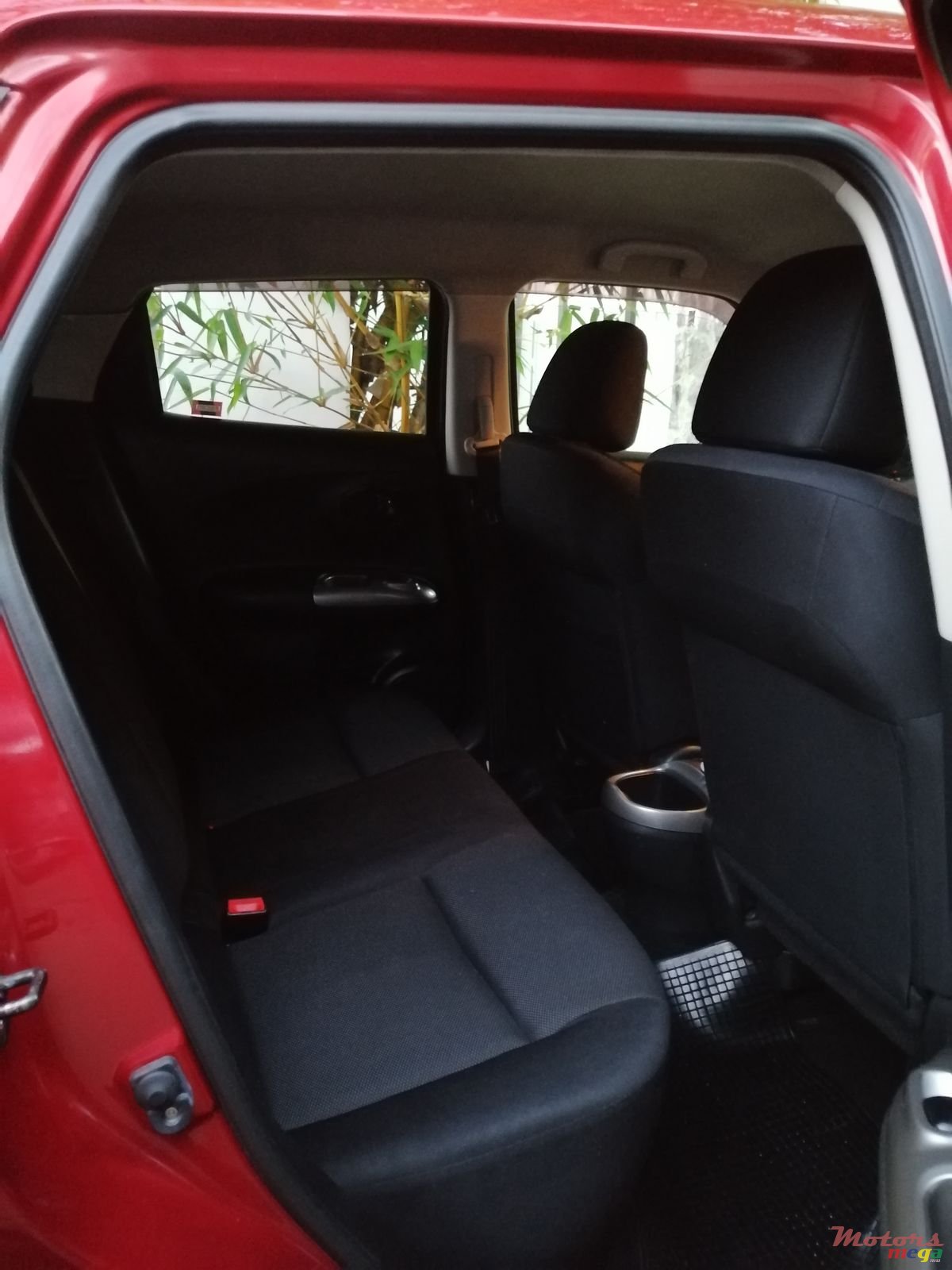 2011' Nissan Juke photo #5